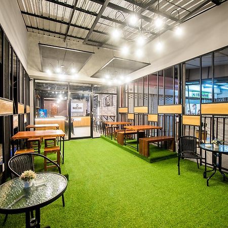 Buathai Loft Hostel Hua Hin (Adults Only) Exterior photo