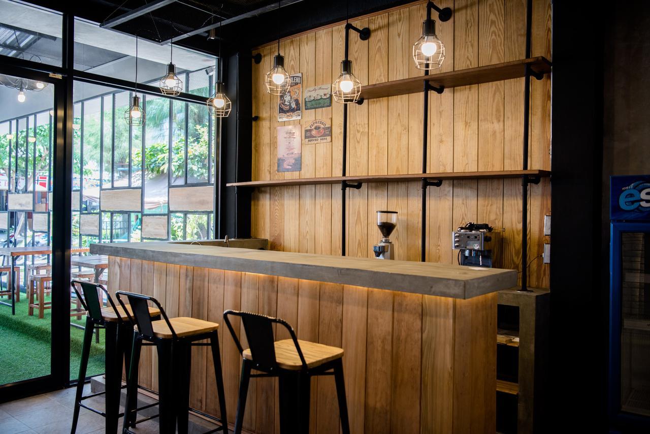 Buathai Loft Hostel Hua Hin (Adults Only) Exterior photo