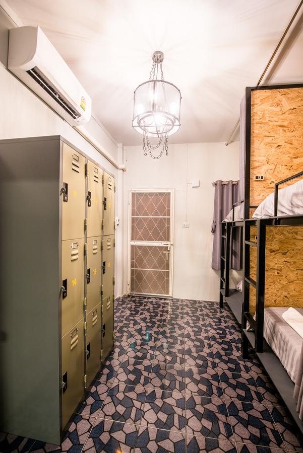 Buathai Loft Hostel Hua Hin (Adults Only) Exterior photo